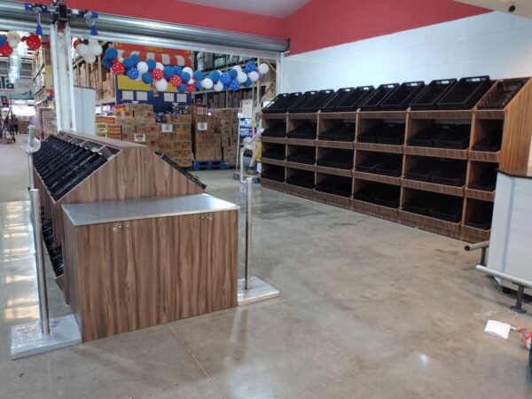Exhibidores de mercaderia - Image 2