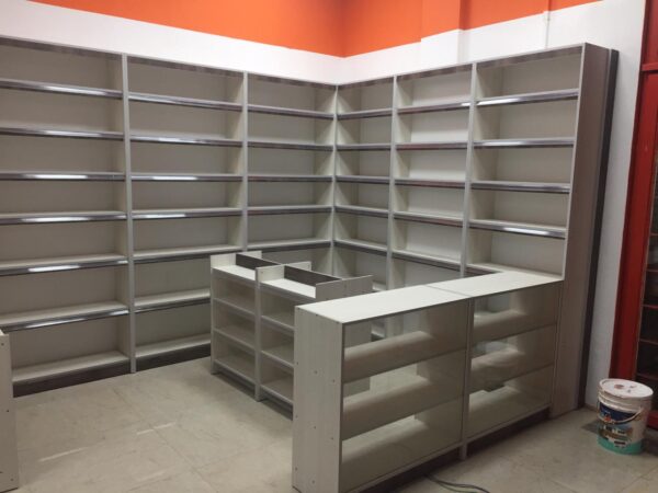 Estanterias y exhibidores - Image 3