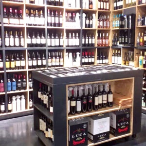 Bodegas altas y bajas de diseño.